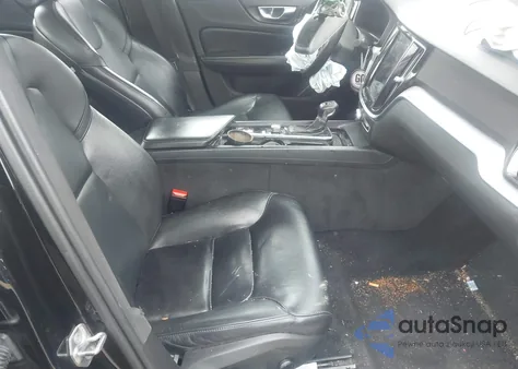 2019 Volvo S60 T5 Momentum from USA, damaged, VIN 7JR102FK0KG013688